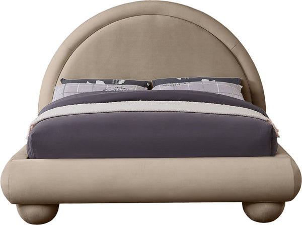 Meridian Furniture Madrid Art Deco Arched Velvet King Bed Sculptural Headboard Eucalyptus Wood Elegant Bedroom Taupe MadridTaupe-K