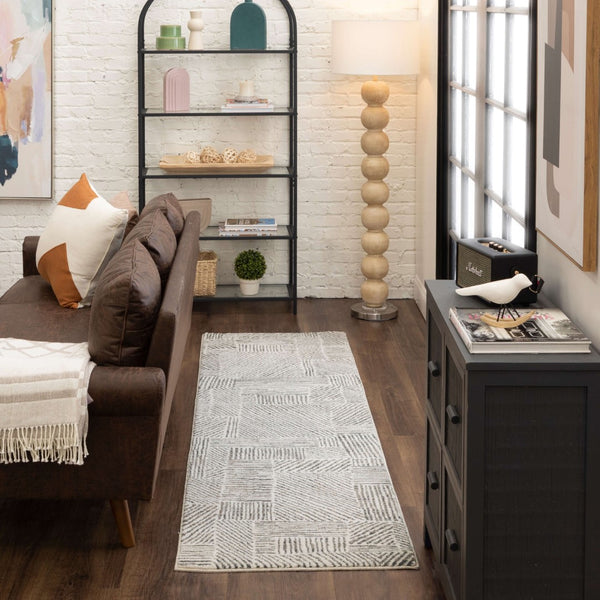 Karastan Rugs Vanguard by Drew & Jonathan Home Minoan Machine Woven Triexta Modern/Contemporary Area Rug Frost Grey 2' 4" x 7' 10"