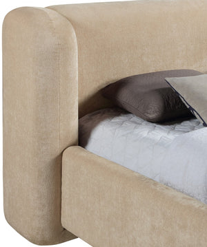 Meridian Furniture Modena Sculptural Queen Bed Plush Chenille Upholstered Curved Frame for Modern Bedroom Beige ModenaBeige-Q