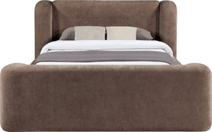 Meridian Furniture Modena Curved Chenille Upholstered King Bed with Sculptural Headboard for Modern Bedrooms Brown ModenaBrown-K