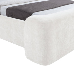 Meridian Furniture Modena Curved Chenille Upholstered King Bed with Sculptural Headboard for Modern Bedrooms Cream ModenaCream-K