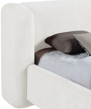 Meridian Furniture Modena Curved Chenille Upholstered King Bed with Sculptural Headboard for Modern Bedrooms Cream ModenaCream-K