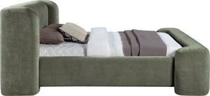 Meridian Furniture Modena Sculptural Queen Bed Plush Chenille Upholstered Curved Frame for Modern Bedroom Green ModenaGreen-Q