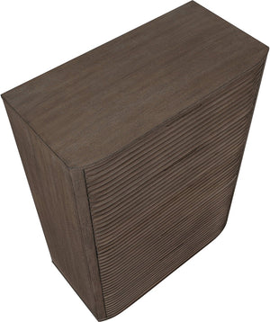 Meridian Furniture Morino Oak Veneer Chest of Drawers with Soft Close for Modern Bedroom Storage Brown MorinoBrown-CH