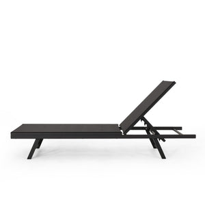English Elm Salton Outdoor Iron Chaise Lounge with Mesh Seat and Five Recline Positions for Patios N775P406360B