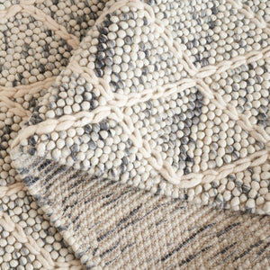 Safavieh Natura 131 NAT131 Hand Woven Bohemian Rug Grey / Ivory NAT131F-8