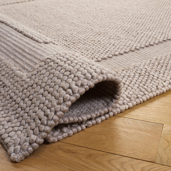 Safavieh Natura Handwoven Beige Area Rug — Scandinavian-Inspired Low-Pile Wool Blend For Cozy, Durable Style 4'-0" x 6'-0" NAT133B-4