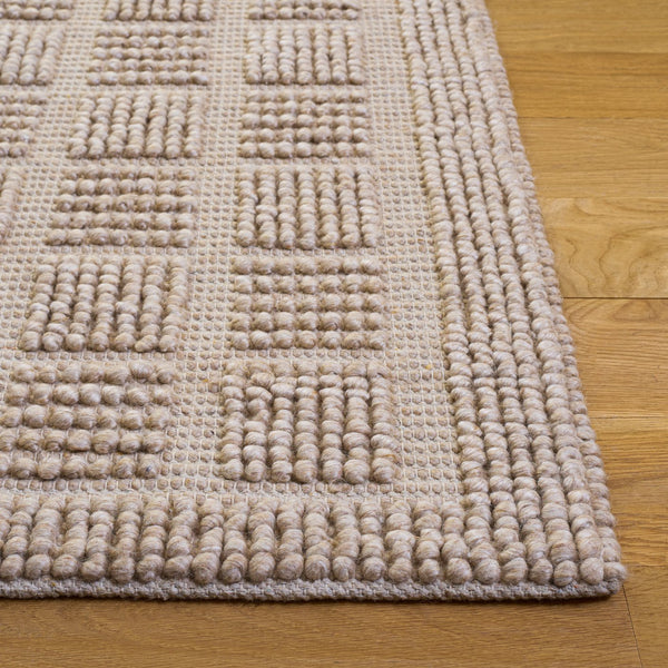 Safavieh Natura Hand‑Woven Beige Runner Rug — Low‑Profile Wool Blend, Artisanal Texture For Hallways & Entryways 2'-3" x 8'-0" NAT135B-28