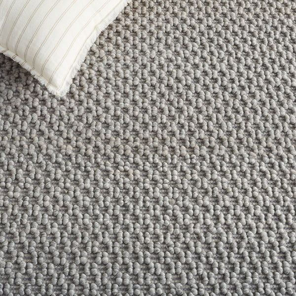Safavieh Natura Hand-Woven Grey Square Rug — Low-Profile Wool Blend With Subtle Geometric Texture For Living Rooms 6'-0" x 6'-0" NAT136F-6SQ