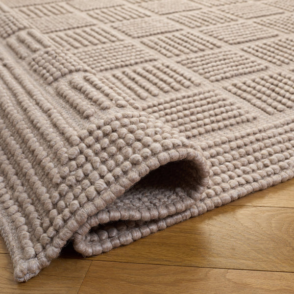 Safavieh Natura Hand-Woven Beige Square Rug — Low-Profile Wool Blend, Scandinavian Minimalist Elegance 6'-0" x 6'-0" NAT139B-6SQ
