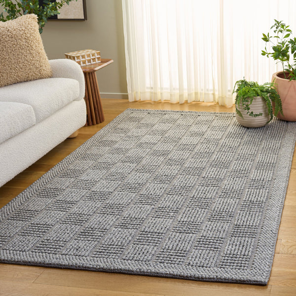 Safavieh Natura Hand-Woven Grey Area Rug — Wool Blend Low-Profile 5X8 Accent Rug For Modern Minimalist Homes 5'-0" x 8'-0" NAT141F-5
