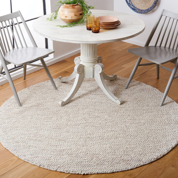 Safavieh Natura Hand-loomed Wool And Cotton Area Rug – Timeless Elegance For Every Corner Of Your Home Beige ,Ivory 80% Wool And 20% Cotton Nat182b-4r