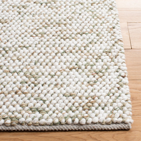 Safavieh Natura Hand-loomed Wool And Cotton Area Rug – Timeless Elegance For Every Corner Of Your Home Sage ,Ivory 80% Wool And 20% Cotton Nat182w-25