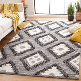 Safavieh Natura 203 NAT203 Hand Woven Bohemian Rug Black / Ivory NAT203A-5