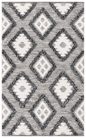 Safavieh Natura 203 NAT203 Hand Woven Bohemian Rug Black / Ivory NAT203A-5