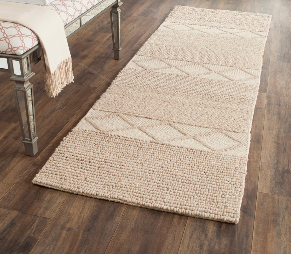 Safavieh Natura Hand Woven Wool And Cotton Rug - Minimalist Scandinavian Style For Elegant Home Spaces Beige 80% Wool And 20% Cotton Nat217a-210