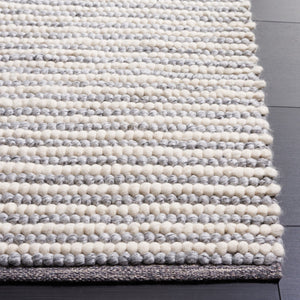 Safavieh Natura Exquisite Hand-woven Area Rug From India - Luxurious Wool & Cotton, Soft Pile, Versatile Style Ivory ,Grey Wool And Cotton Nat220f-29