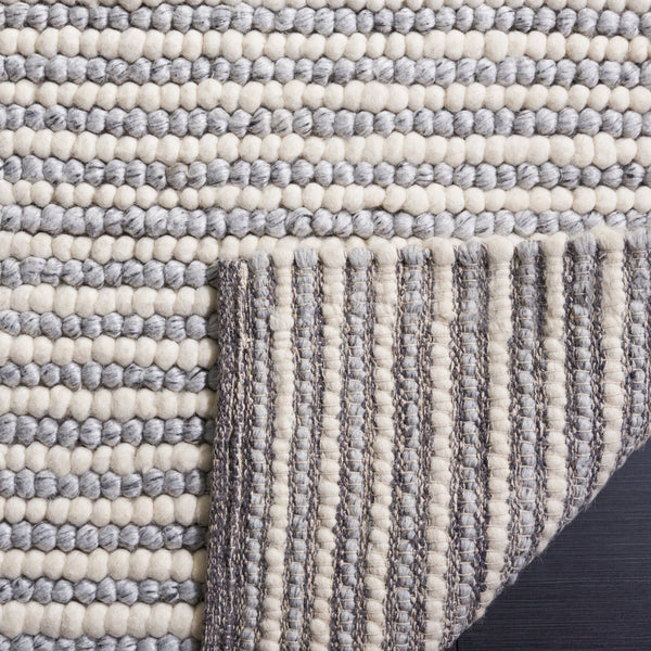 Safavieh Natura Exquisite Hand-woven Area Rug From India - Luxurious Wool & Cotton, Soft Pile, Versatile Style Ivory ,Grey Wool And Cotton Nat220f-29