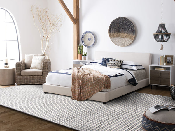 Safavieh Natura Exquisite Hand-woven Area Rug From India - Luxurious Wool & Cotton, Soft Pile, Versatile Style Ivory ,Grey Wool And Cotton Nat220f-29