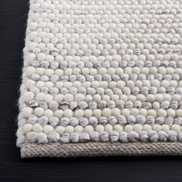 Safavieh Natura Exquisite Hand-woven Area Rug From India - Luxurious Wool & Cotton, Soft Pile, Versatile Style Ivory ,Light Grey Wool And Cotton Nat220g-10sq