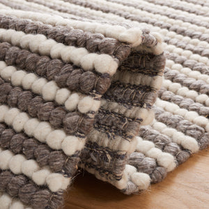 Safavieh Natura Exquisite Hand-woven Area Rug From India - Luxurious Wool & Cotton, Soft Pile, Versatile Style Ivory ,Dark Brown Wool And Cotton Nat220t-10