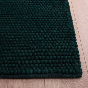 Safavieh Natura Hand Woven Wool Cotton Solid Green Area Rug for Living Room or Bedroom NAT220Y-5