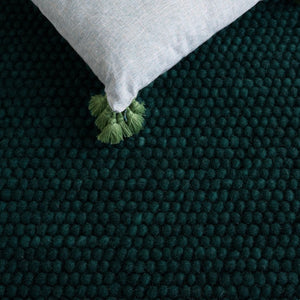 Safavieh Natura Handwoven Wool and Cotton Solid Green Area Rug for Living Dining Bedroom NAT220Y-8