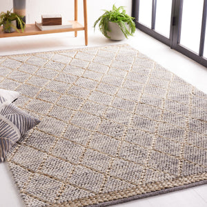 Safavieh Natura Hand-Woven Light Grey & Natural Geometric Rug — 80% Wool 20% Cotton, Plush 5/8" Pile, Artisanal Quality 2'-0" x 3'-0" NAT223G-2
