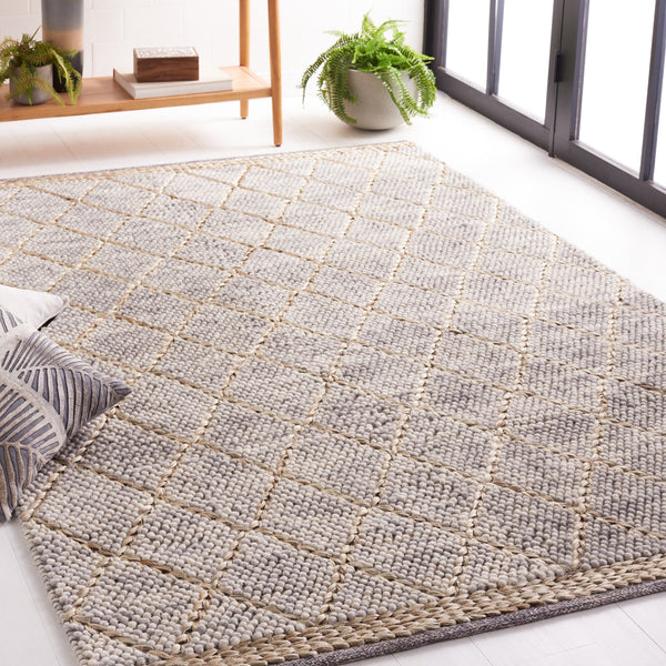 Safavieh Natura Hand-Woven Light Grey & Natural Geometric Rug — Wool-Cotton Blend, Plush 5/8" Pile, Artisan Quality 10'-0" x 14'-0" NAT223G-10