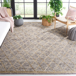 Safavieh Natura Handwoven Geometric Runner Rug - Elevate Your Home With Timeless Style And Comfort Light Grey ,Natural 80% Wool,20% Cotton Nat223g-213