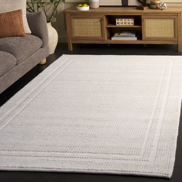 Safavieh Natura Hand-Woven Grey Wool Rug — Scandinavian-Inspired Plush Texture, Durable Indian Craftsmanship 4'-0" x 6'-0" NAT229F-4
