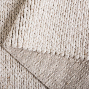 Safavieh Natura 254a Light Beige Light Beige 70% Wool,20% Viscose,10% Cotton Nat254a-4