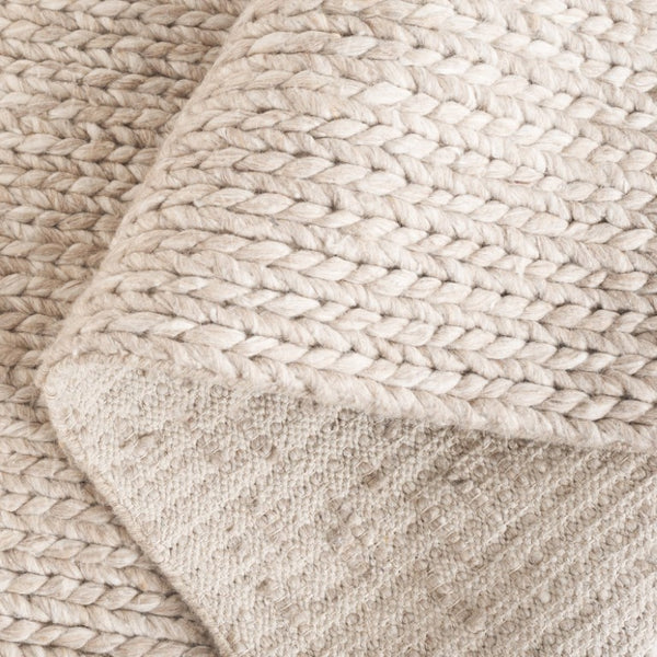 Safavieh Natura Handwoven Wool Viscose Area Rug Soft Tonal Weave for Living Room or Bedroom Beige NAT254B-5