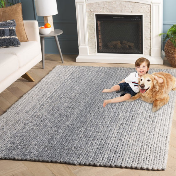 Safavieh Natura Handwoven Wool Viscose Area Rug Soft Tonal Weave for Living Room or Bedroom Grey NAT254F-5