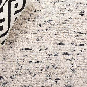 Safavieh Natura Handcrafted Area Rug - Elegant Minimalist Design For Luxurious Comfort And Timeless Style Light Grey ,Ivory 70% Wool,20% Nylon,10% Cotton Nat257g-5