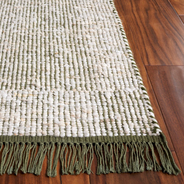 Safavieh Natura Hand Woven Area Rug – Luxurious Wool & Cotton Blend, Chic Modern Design For Any Room Green ,Ivory 70% Wool,20% Cotton,10% Polyester Nat259y-3
