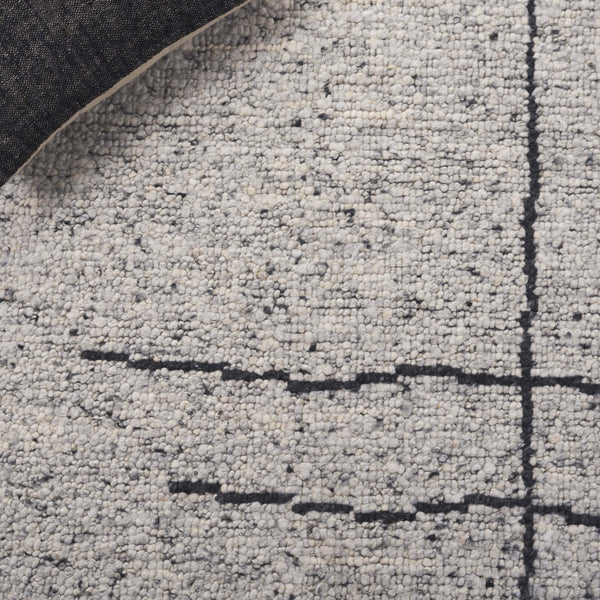 Safavieh Natura Handwoven Runner Rug - Luxurious Modern Design For Hallways And Entryways, Crafted In India Grey ,Black 70% Wool,20% Nylon,10% Cotton Nat260f-5