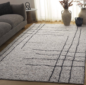 Safavieh Natura Handwoven Runner Rug - Luxurious Modern Design For Hallways And Entryways, Crafted In India Grey ,Black 70% Wool,20% Nylon,10% Cotton Nat260f-5