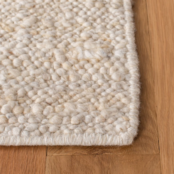 Safavieh Natura Handwoven Wool Cotton Ivory Accent Rug for Entryways Bedside and Reading Nooks Off-White 2'-3" x 7'-0" NAT263A-27