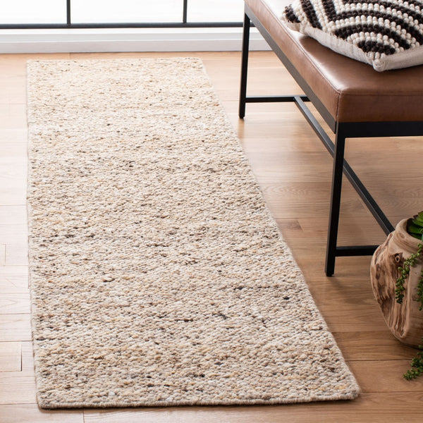 Safavieh Natura Hand Woven Elegant Wool And Cotton Accent For Hallways, Perfect For Minimalist Interiors Beige 80% Wool And 20% Cotton Nat263b-210