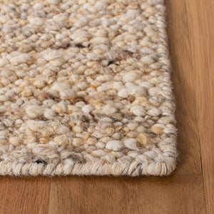 Safavieh Natura Hand Woven Elegant Wool And Cotton Accent For Hallways, Perfect For Minimalist Interiors Beige 80% Wool And 20% Cotton Nat263b-210
