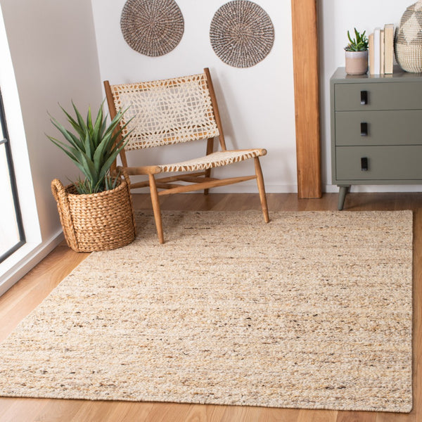 Safavieh Natura Hand Woven Elegant Wool And Cotton Accent For Hallways, Perfect For Minimalist Interiors Beige 80% Wool And 20% Cotton Nat263b-210