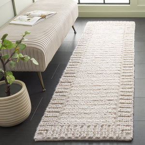 Safavieh Natura Bohemian-inspired Runner Rug - Handcrafted Elegance For Hallways And Entryways, Durable Comfort Ivory 80% Wool,20% Cotton Nat286a-28