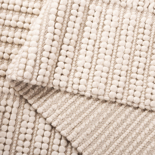 Safavieh Natura Bohemian-inspired Runner Rug - Handcrafted Elegance For Hallways And Entryways, Durable Comfort Ivory 80% Wool,20% Cotton Nat286a-5