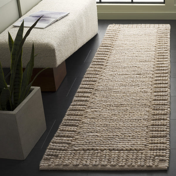 Safavieh Natura Bohemian-inspired Runner Rug - Handcrafted Elegance For Hallways And Entryways, Durable Comfort Taupe 80% Wool,20% Cotton Nat286e-28