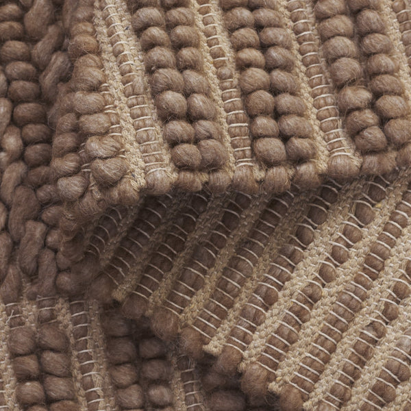 Safavieh Natura Bohemian-inspired Runner Rug - Handcrafted Elegance For Hallways And Entryways, Durable Comfort Brown 80% Wool,20% Cotton Nat286t-5