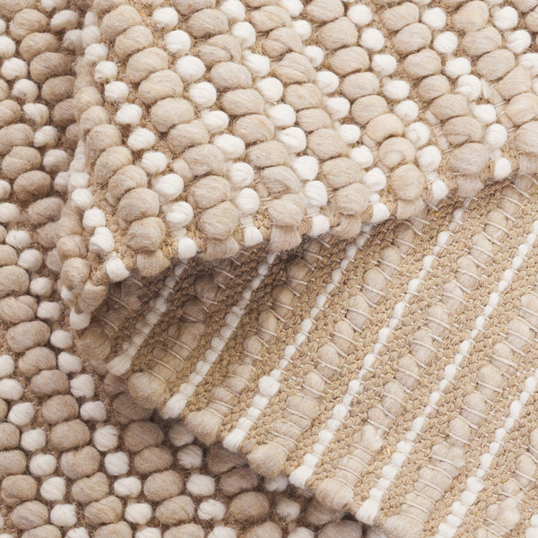 Safavieh Natura Handcrafted Bohemian Area Rug – Elegant Design, Durable Wool & Cotton Blend For Stylish Living Spaces Taupe ,Ivory 80% Wool,20% Cotton Nat287e-4