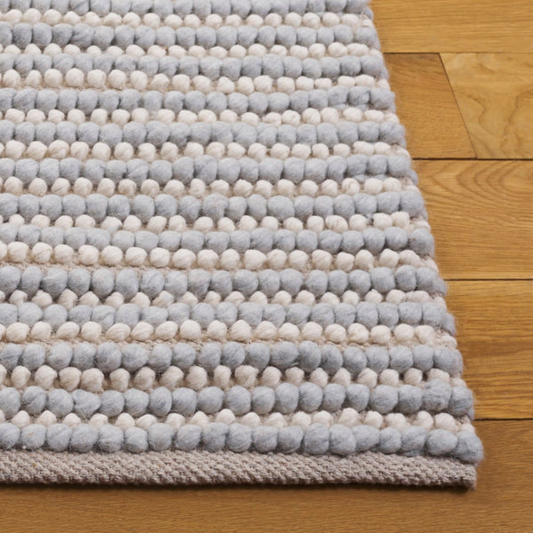 Safavieh Natura Handcrafted Bohemian Area Rug – Elegant Design, Durable Wool & Cotton Blend For Stylish Living Spaces Light Blue ,Ivory 80% Wool,20% Cotton Nat287l-6