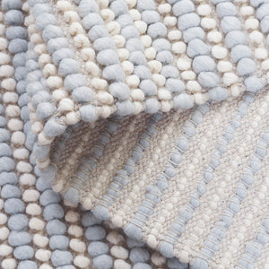 Safavieh Natura Handcrafted Bohemian Area Rug – Elegant Design, Durable Wool & Cotton Blend For Stylish Living Spaces Light Blue ,Ivory 80% Wool,20% Cotton Nat287l-6