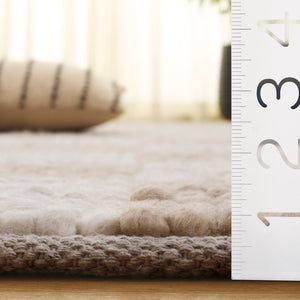 Safavieh Natura Bohemian-inspired Area Rug - Stylish, Durable, And Cozy Addition For Any Home Décor Taupe ,Ivory 80% Wool,20% Cotton Nat288e-4